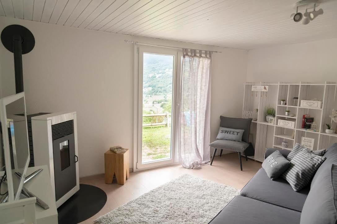 Modern Charme Studio In Chalet Villa Ponto Valentino Ngoại thất bức ảnh
